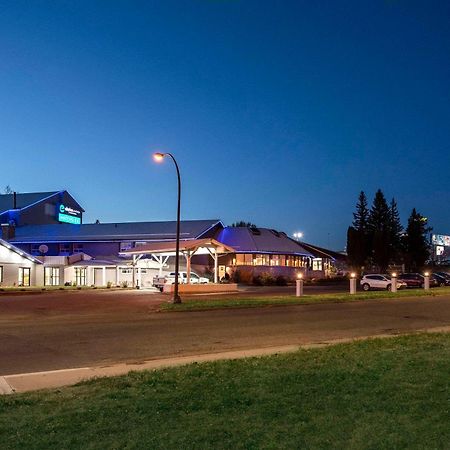 Clarion Pointe Hotel Medicine Hat Exterior foto